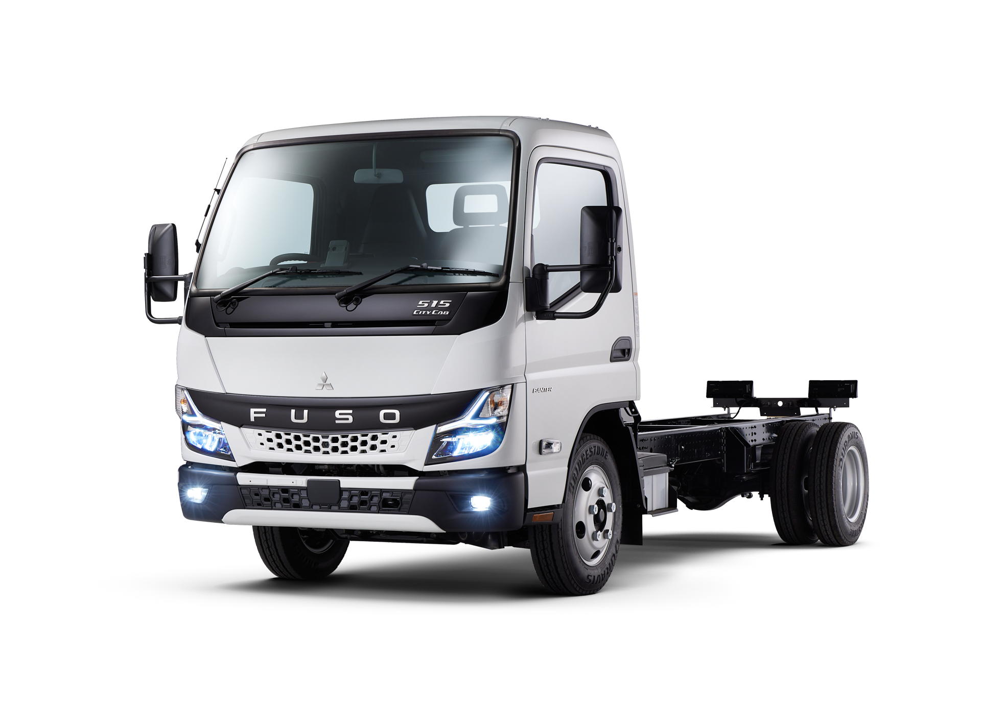 E42A0B5F EURO 6 CANTER 515 City Cab Front34LHS RGB FA.png