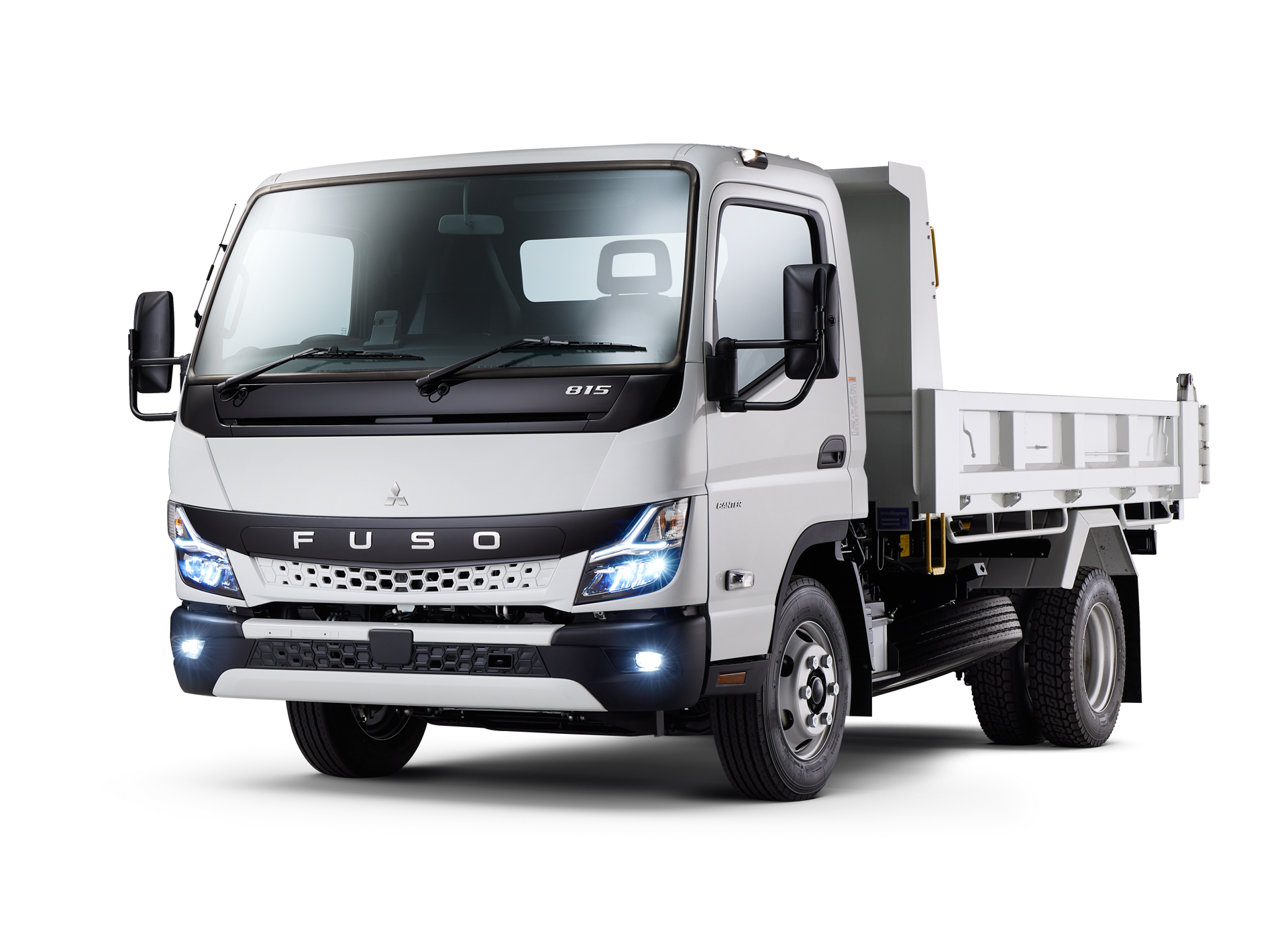 9D07C956 EURO 6 CANTER 815 Wide Cab Tipper Front34LHS RGB FA (1).png