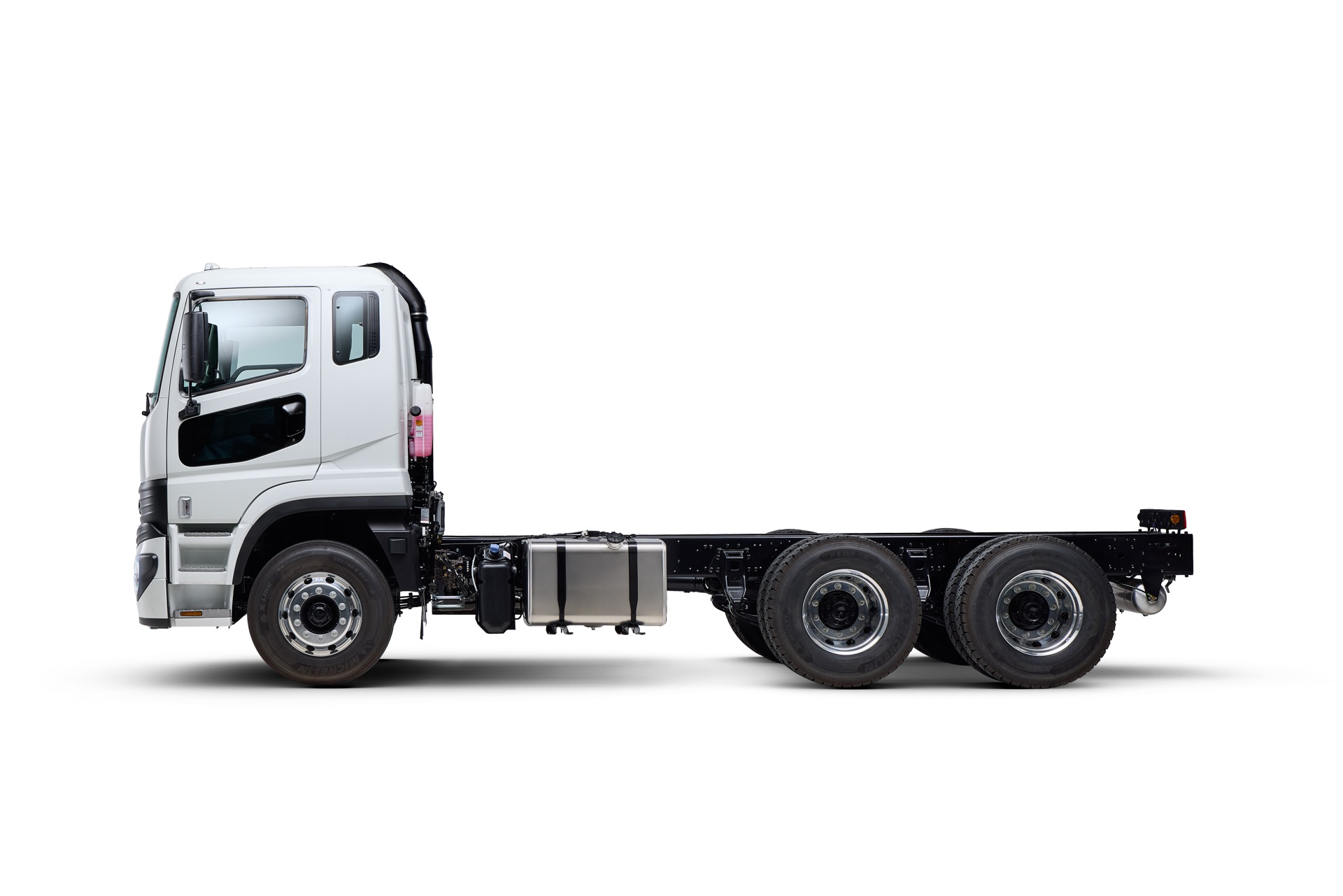 4A411A88 Shogun 360 6x4 Air Suspension (MY24).jpeg