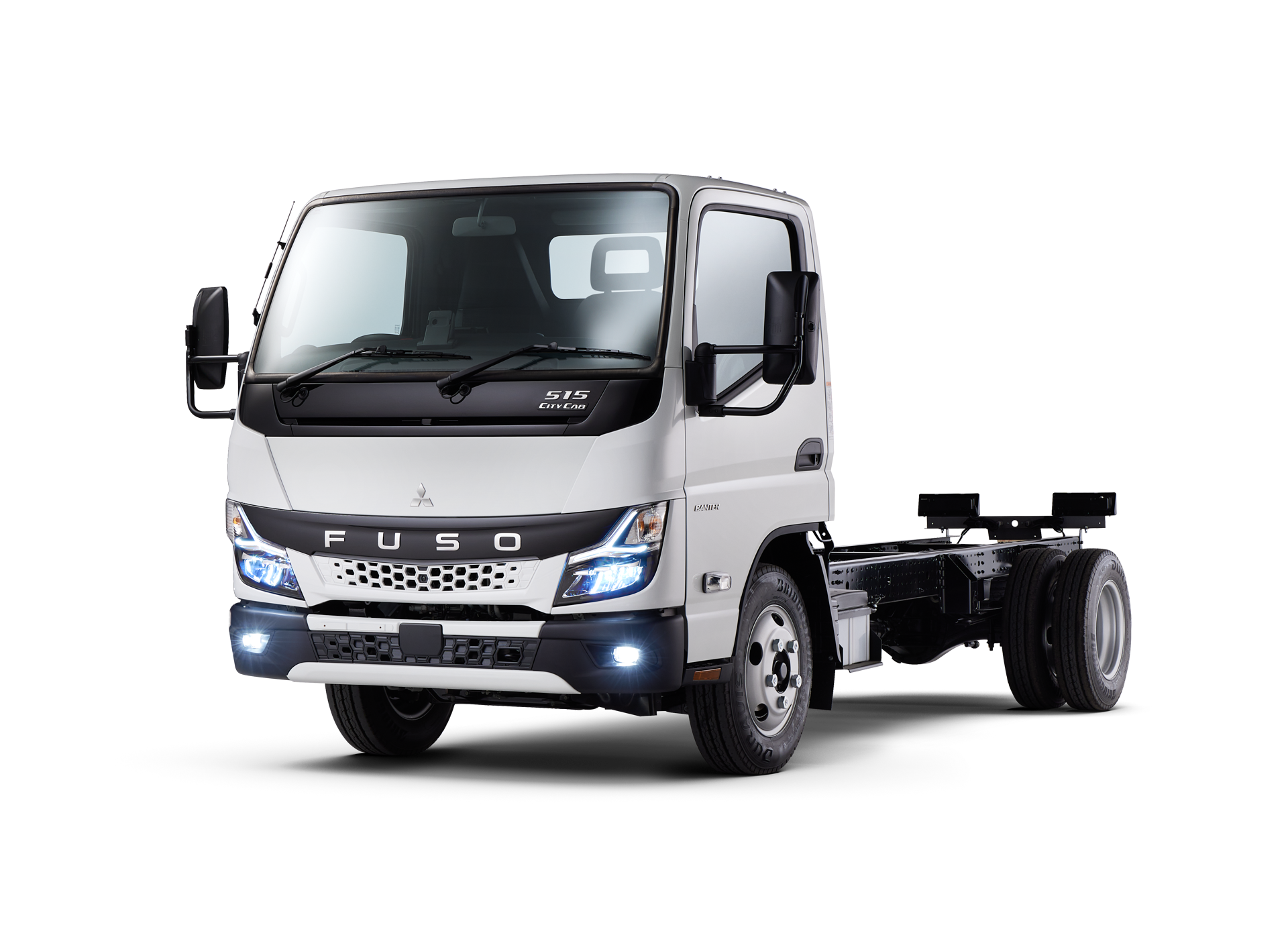 15A9D76D EURO 6 CANTER 515 City Cab SuperLow Front34LHS RGB FA (1).png