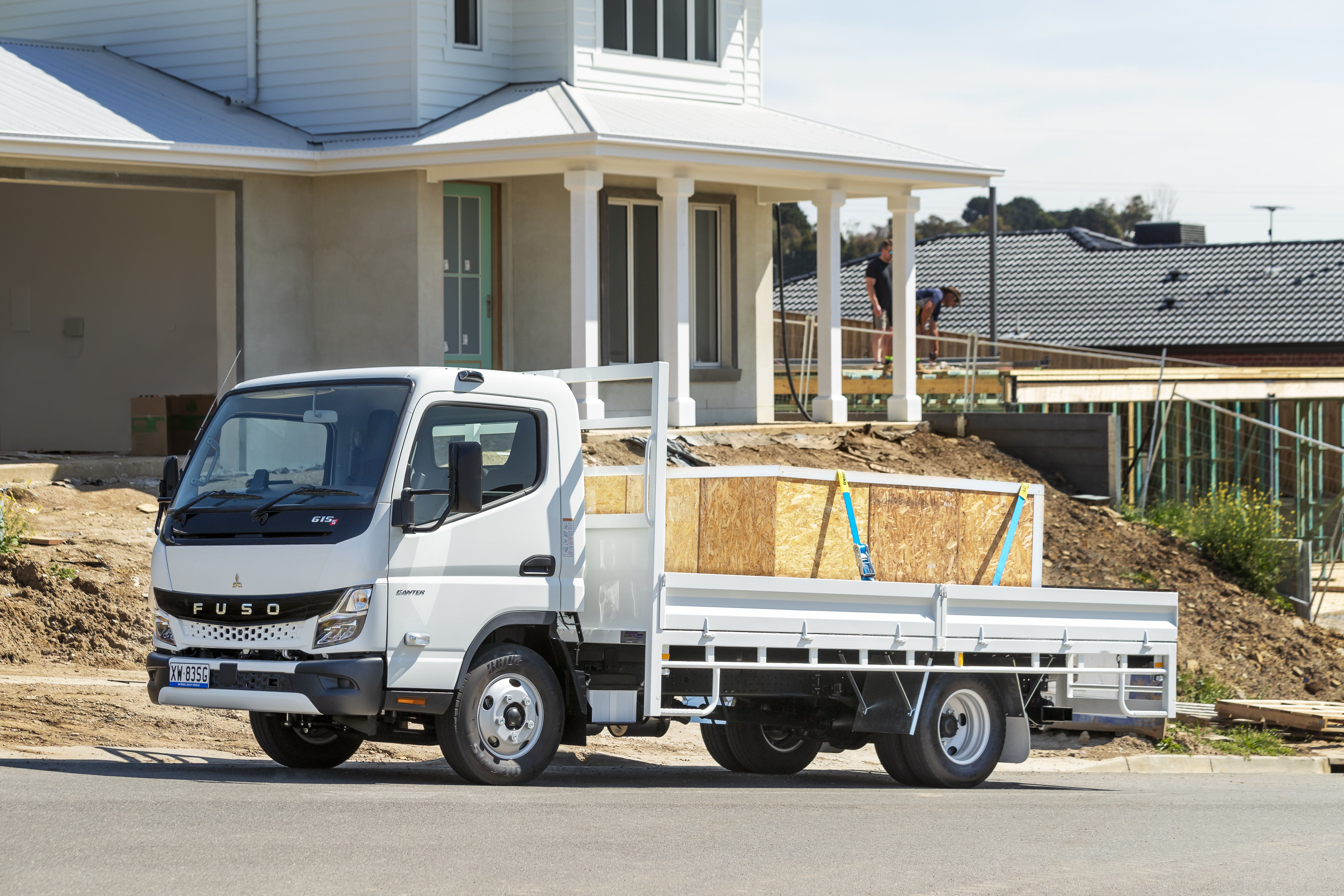 53B2A3A8 Canter 615 Wide Steel Tray 4.jpg