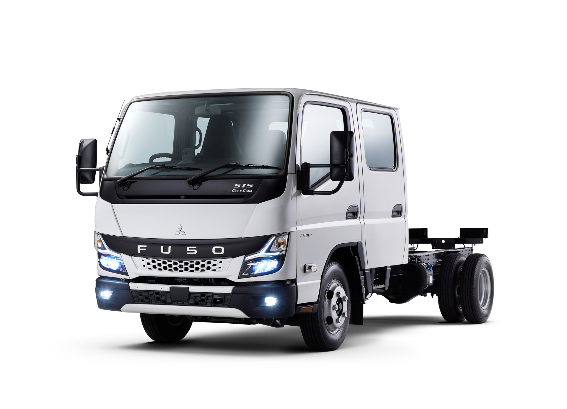 EEA98483 EURO 6 CANTER 515 City Crew Cab Front34LHS RGB FA (1).png