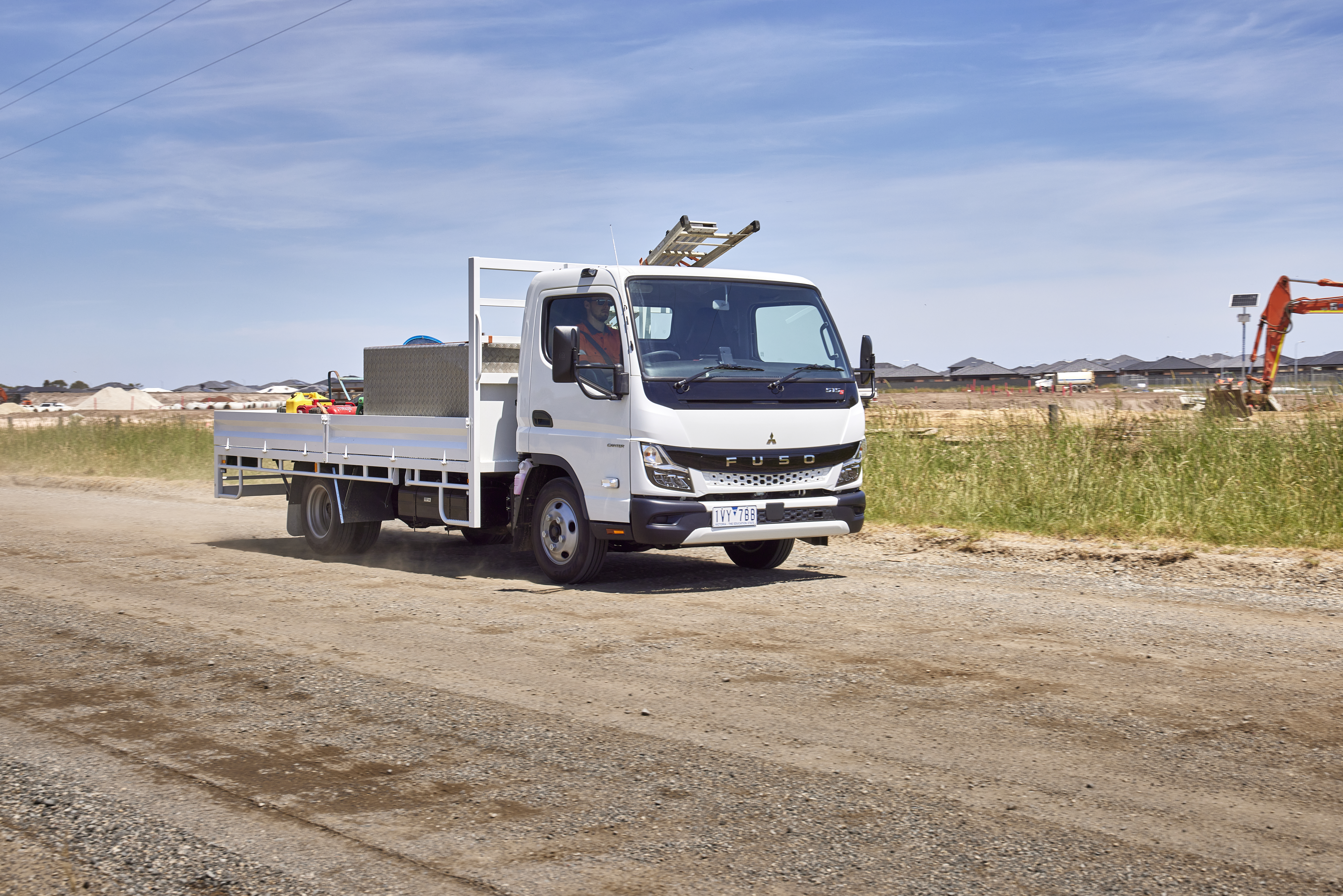 F1B6F8D4 Canter 515 Wide Steel Tray 45.jpg